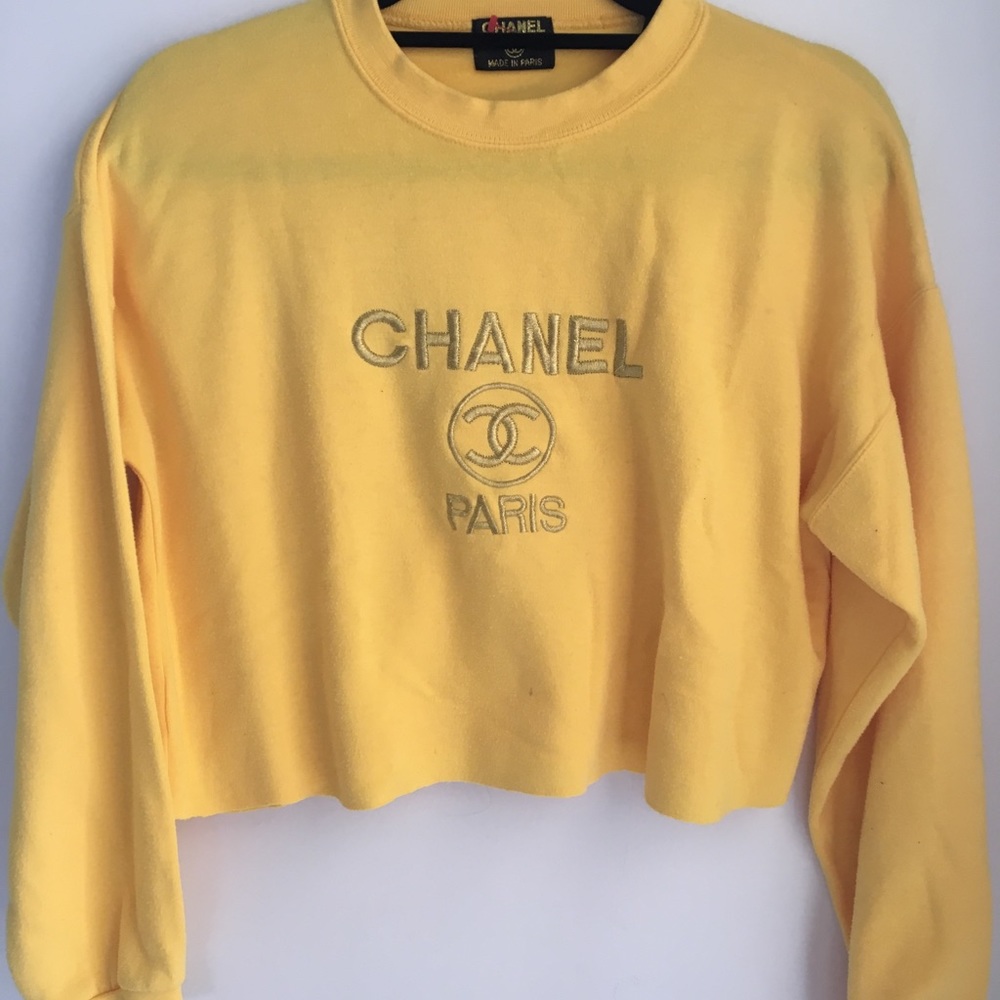 Chanel logo sweatshirt